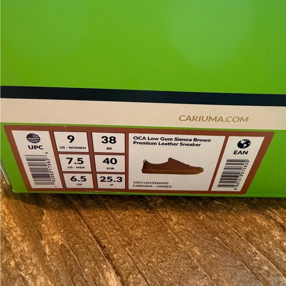 Cariuma OCA Low Gum Sienna Brown Premium Leather Sneaker Size 9 New in Box